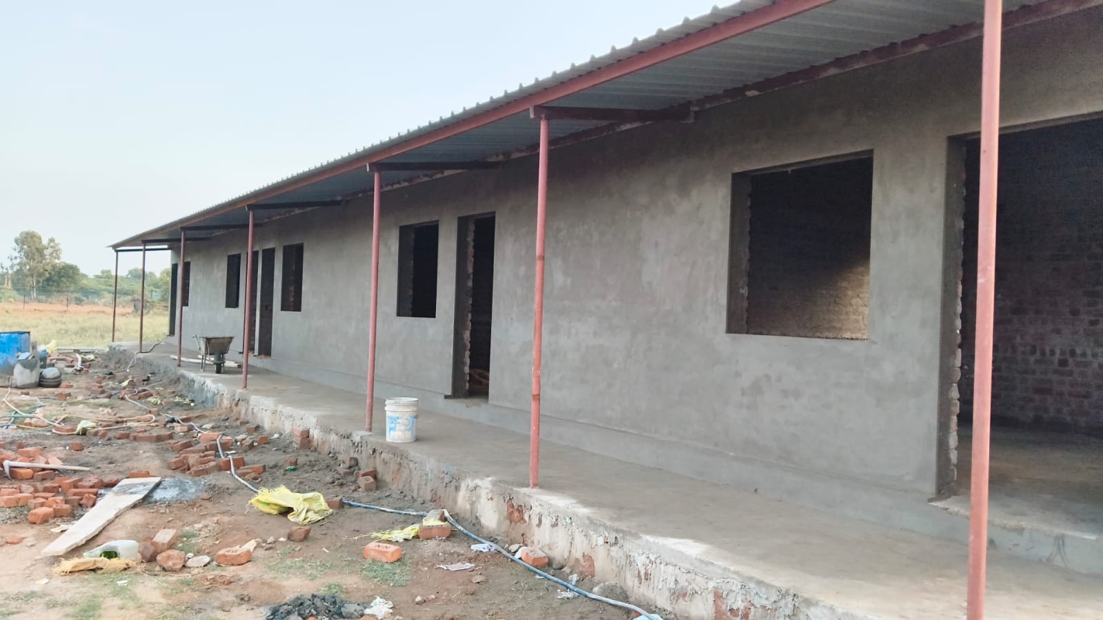 5 ROOMS FOR STUDENTS